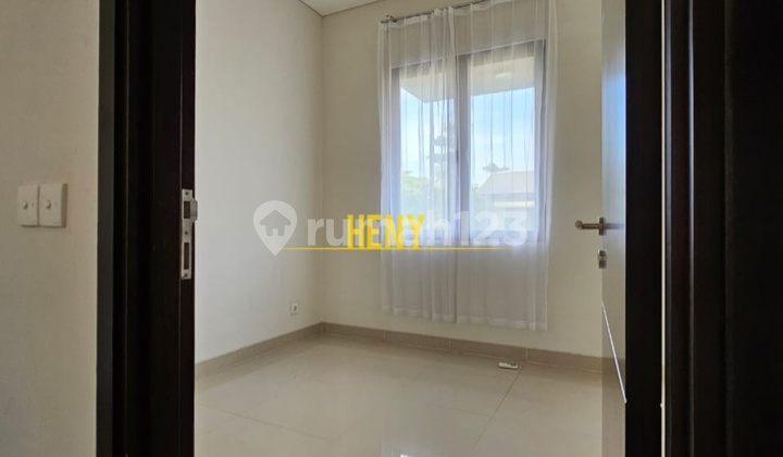 Ready to Occupy Bsd Vanya Park Tangerang in Front of the Park 2