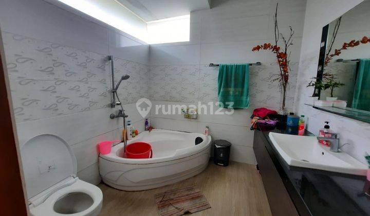 Rumah Bagus tengah kota luas 500m !! 8
