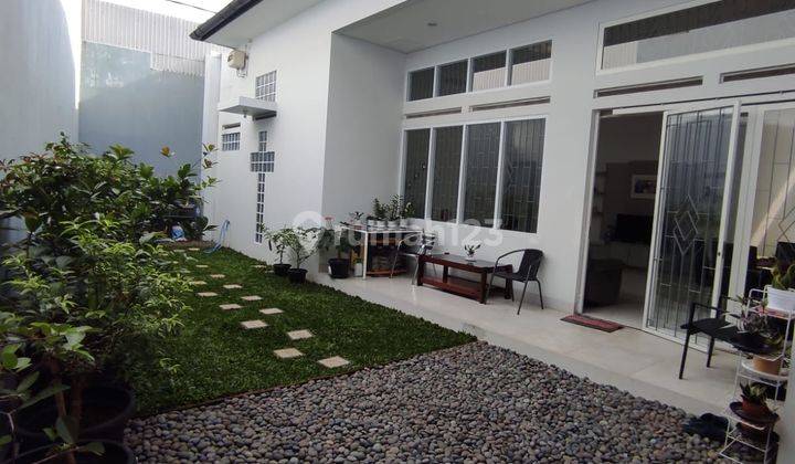 Rumah Modern Sukamulya Pastur Bandung  1