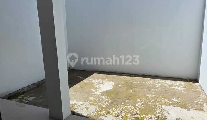 4 minutes to Padalarang Toll Gate Near Kbp House HGB 2