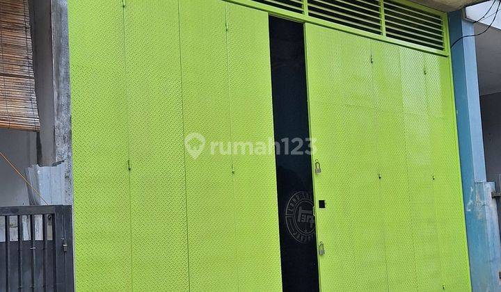 Dijual Rumah Dengan  Bentuk Ruang Serba Guna 1