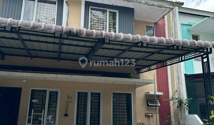 Dijual Rumah Dua Lantai di Komplek Grand Monaco 1