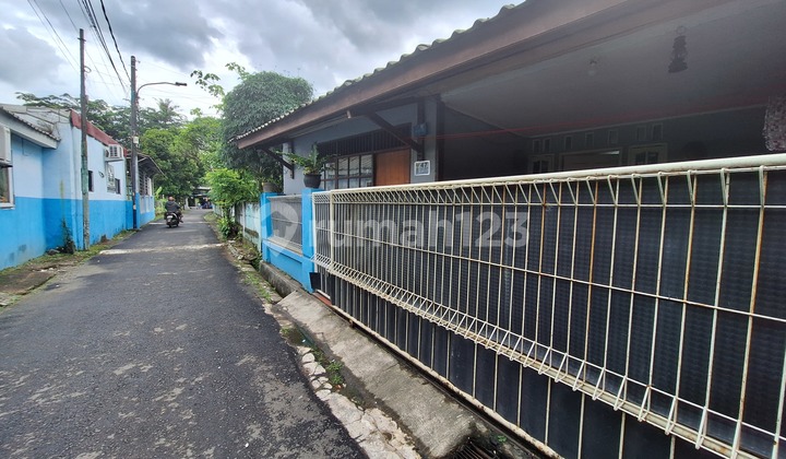 For Sale House in the Center of Tangerang City 2