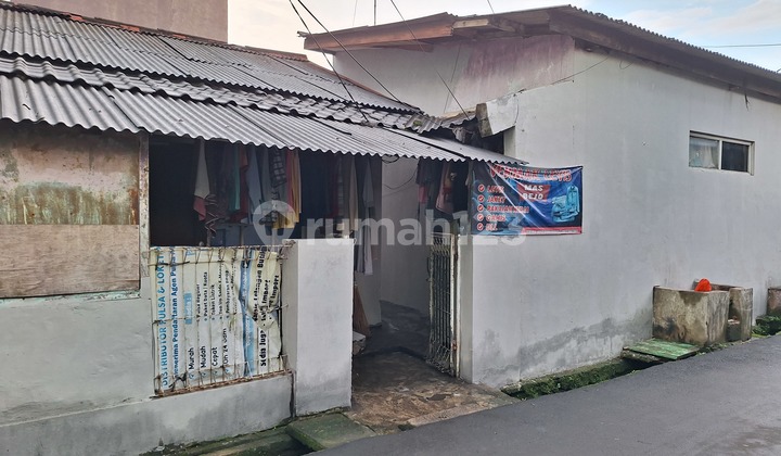 Jual.cepat Rumah Di Perumnas.2 Tangerang Terdiri.dari 4.rumah Petak Disewakan 1