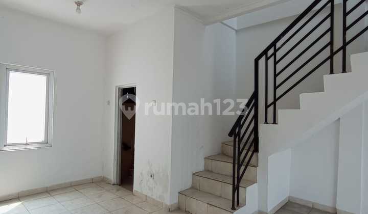 For Sale Two-Story Shophouse in Golden City Housing, Sepatan Tangerang 2