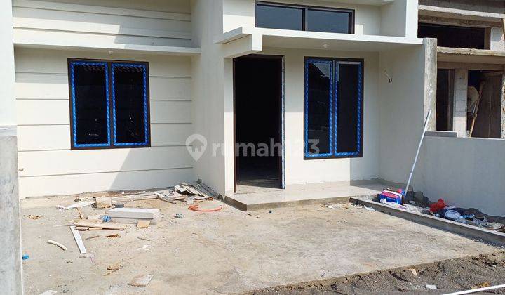 Rumah 5 Menit Ke Stasiun Comuterline Depok Lama 1