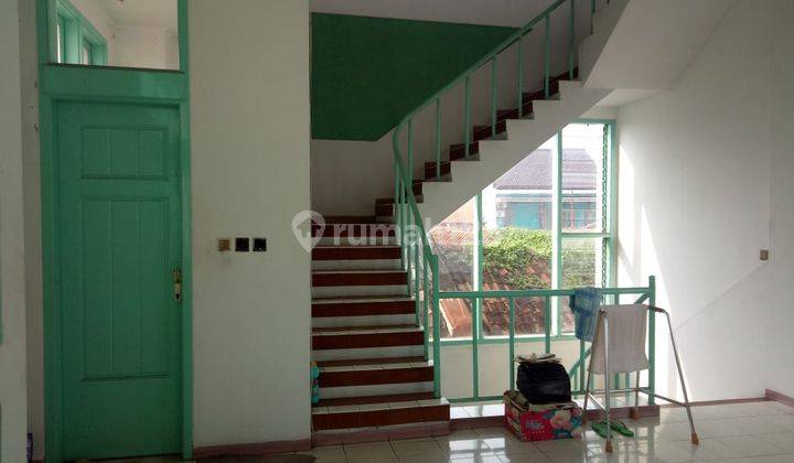 Rumah Klasik 3 Lantai Kota Pekalongan
