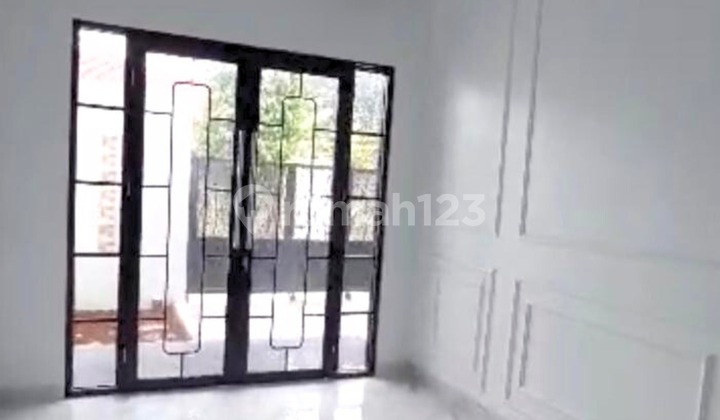 Classic Modern 2-Storey Luxury House Ready to Occupy in Ciracas - East Jakarta 2