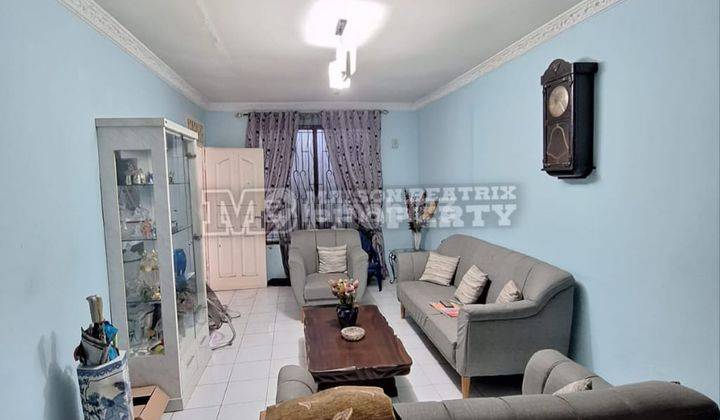 Rumah Rapi Terawat Siap Huni Lokasi Strategis Di Jl. Melati Raya 1