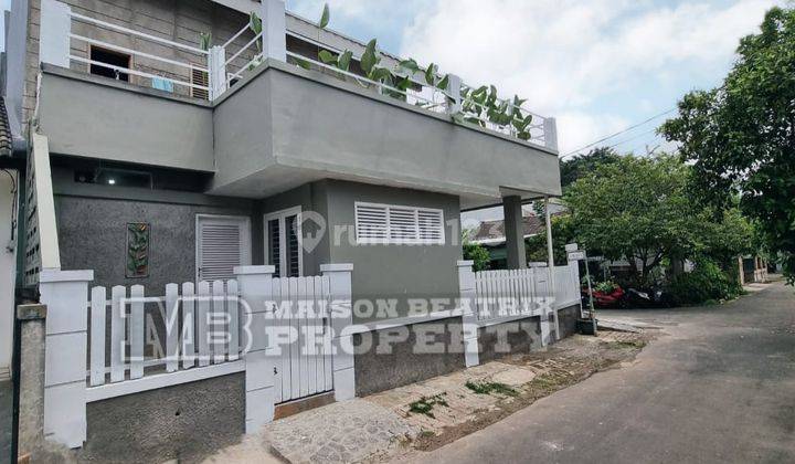 Rumah Bagus Posisi Hoek + Ada Rooftop Lokasi Strategis Di Griya Loka 1