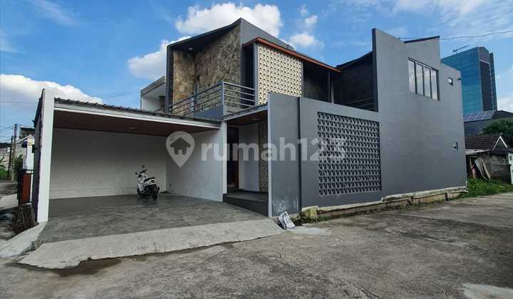 Rumah Baru Bangun Hoek Modern Minimalis 2Lt Siap Huni di Bumi Puspitek Asri