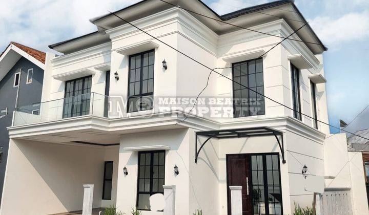  Rumah Baru Hoek Siap Huni Model Modern Classic Lokasi Strategis  1