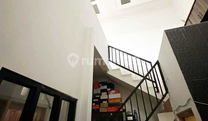 RUMAH RAPI SIAP HUNI SANGAT STRETAGIS DEKAT GERBANG TOL JELUPANG 2