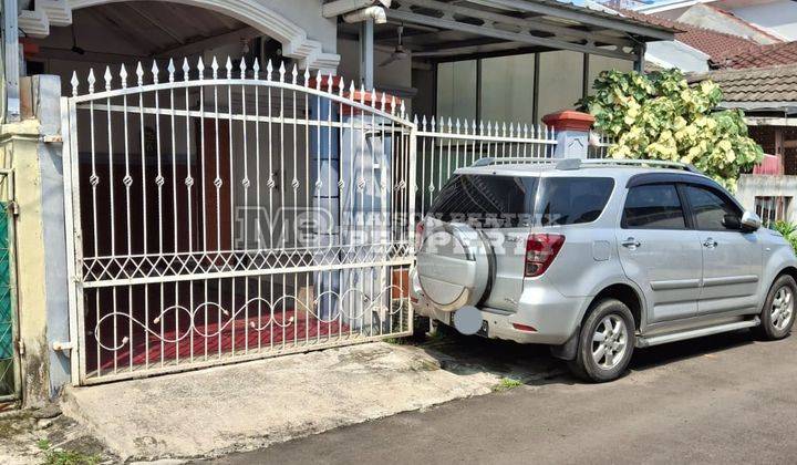  Rumah Rapi Lokasi Strategis Di Griya Loka Bsd City Tangsel EV  1