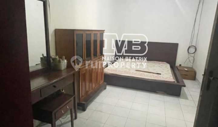 FOR RENT: SEMI-FURNISHED HOUSE, READY TO OCCUPY, NEAT AND WELL-MAINTAINED IN NUSA LOKA BSD 2