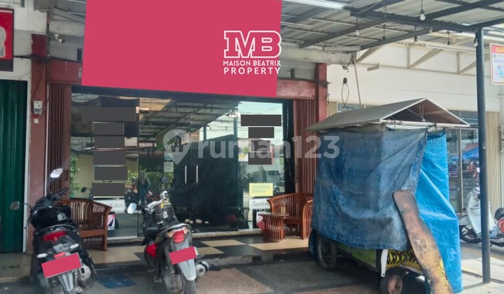 3-STOREY SHOPHOUSE BY THE ROAD, SUITABLE FOR BUSINESS, STRATEGIC LOCATION IN SUKAJADI - PEKANBARU 3-STOREY SHOPHOUSE BY THE ROAD, SUITABLE FOR BUSINESS, STRATEGIC LOCATION IN SUKAJADI - PEKANBARU
