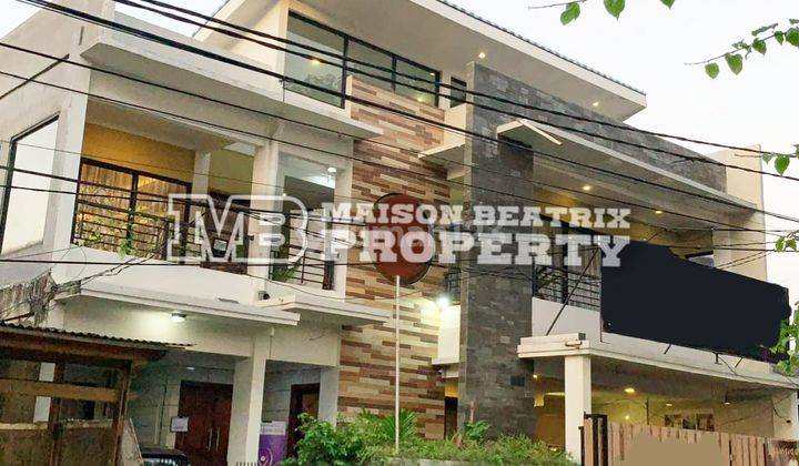 Rumah Terawat Salon Aktif PERLENGKAPAN Salon Furnished Siap Untuk Usaha Salon Lokasi Strategis  2