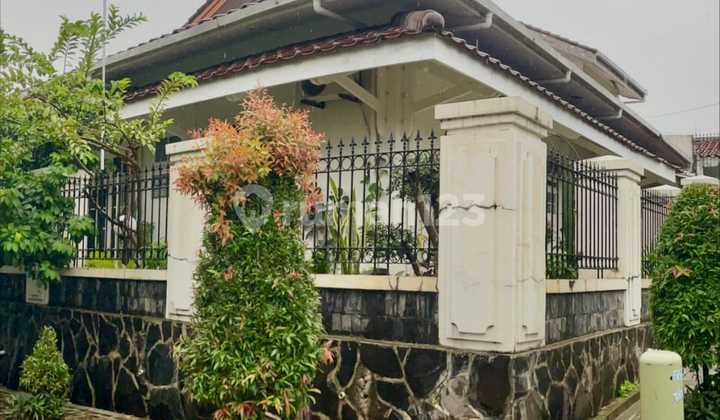 DIJUAL FURNISH RUMAH HOEK CANTIK RAPIH TERAWAT SIAP HUNI DI MEGAPOLITAN CINERE