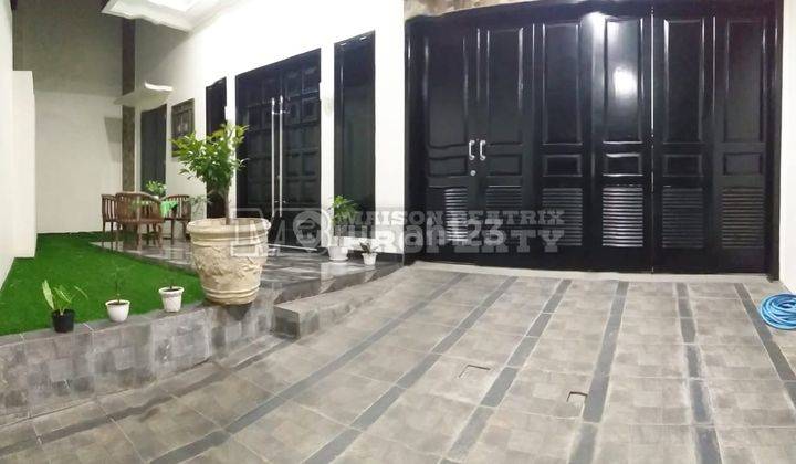 Rumah Semi Furnish Rapi Terawat Siap Huni Lokasi Strategis Di Komp. Serua  1