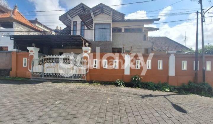 RUMAH SEMI BALINESE STYLE 2 LANTAI DI NOJA AYUNG KESIMAN PETILAN DENPASAR, BALI