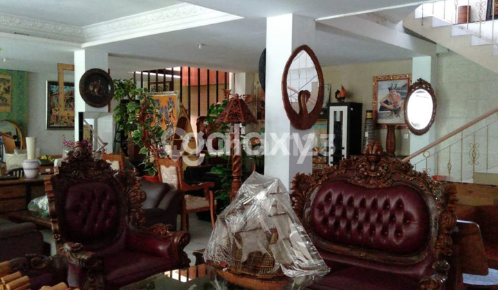 Strategic 3-Story Shop-House in Diponegoro, Dauh Puri Klod, Denpasar, Bali