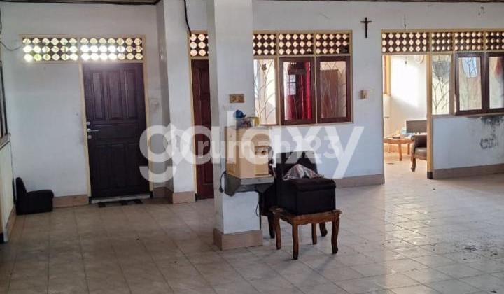 RUMAH 4 LANTAI DI PULAU BURU DAUH PURI DENPASAR, BALI 2