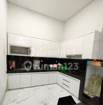 BANGGAKAN KELUARGAMU !! Rumah MODERN taman holis indah NEGO SAMPE JADI