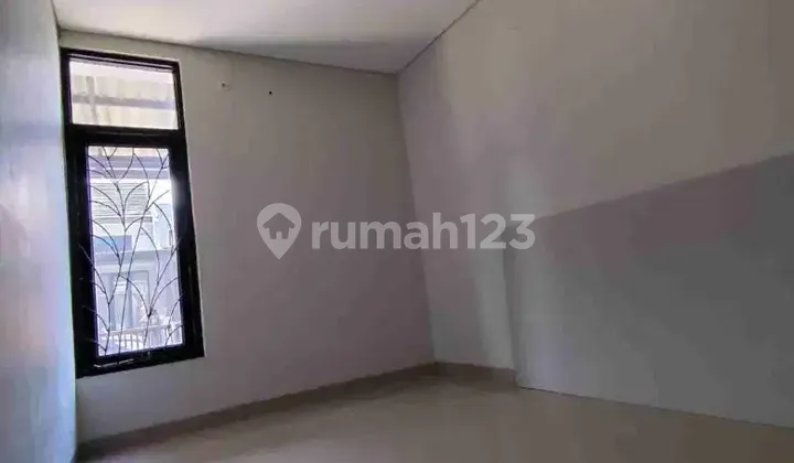 Rumah Modern Lingkungan Favorit Kopo Safira ! Nego Sampe Jadi !! 2