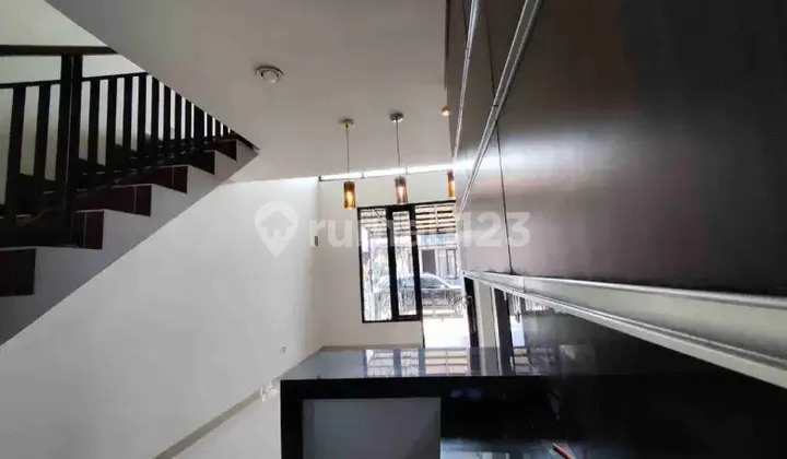 Rumah Modern Lingkungan Favorit Kopo Safira ! Nego Sampe Jadi !! Rumah Modern Lingkungan Favorit Kopo Safira ! Nego Sampe Jadi !!