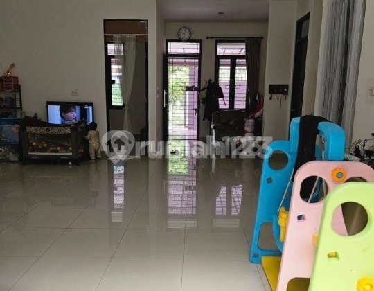 upgrade hidupmu !! rumah nyaman lokasi strategis taman holis indah yu survey