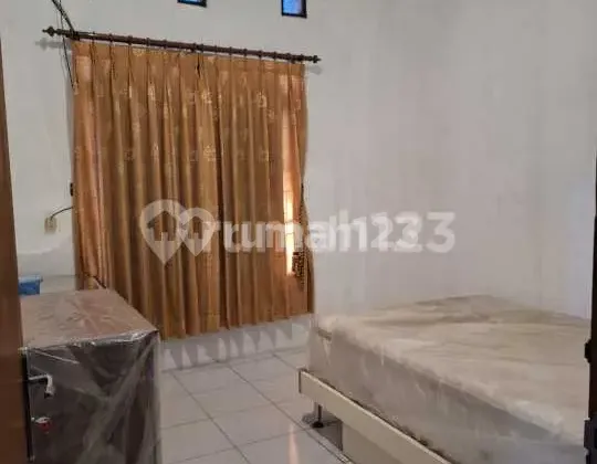 Rumah Nyaman Lokasi Strategis Taman Kopo Indah !! Harus Segera Terjual