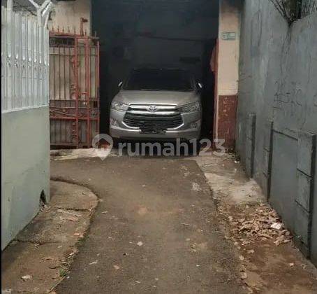 Dijual cepat  Rumah Kelurahan 3 Kol soegiono Duren Sawit Jakarta Timur 1