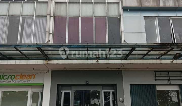 Disewakan Ruko 2,5 Lantai Siap Pakai Grand Wisata