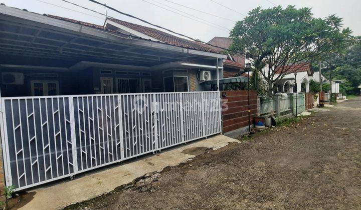 Dijual rumah rapih di perum dukuh zamrud 1