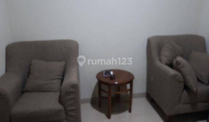 Dijual cepat rumah 2lantai villa asri 2