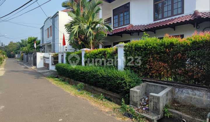 Rumah 2 Lantai Dekat dengan Universitas Indonesia 2