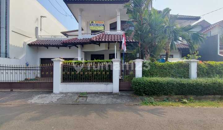 Rumah 2 Lantai Dekat dengan Universitas Indonesia