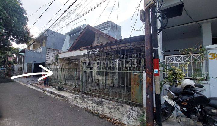 Jual Rumah Hitung Tanah dekat apartemen grren Pramuka Jakarta Pusat 2