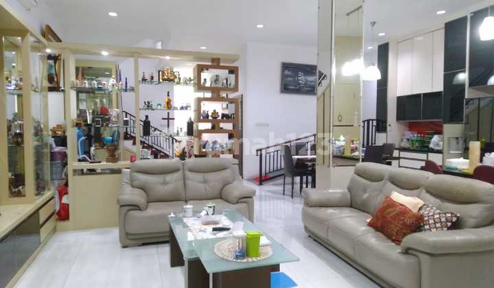 Jual Cepat Murah Rumah Crown Golf Pik 1 Jakarta Utara di Perumahan Crown Golf Mansion, Jl. Jade Golf 2 No.5, Kamal Muara, Penjaringan, Kota Jakarta Utara, Dki Jakarta, Indonesia, 14470, Pantai Indah Kapuk