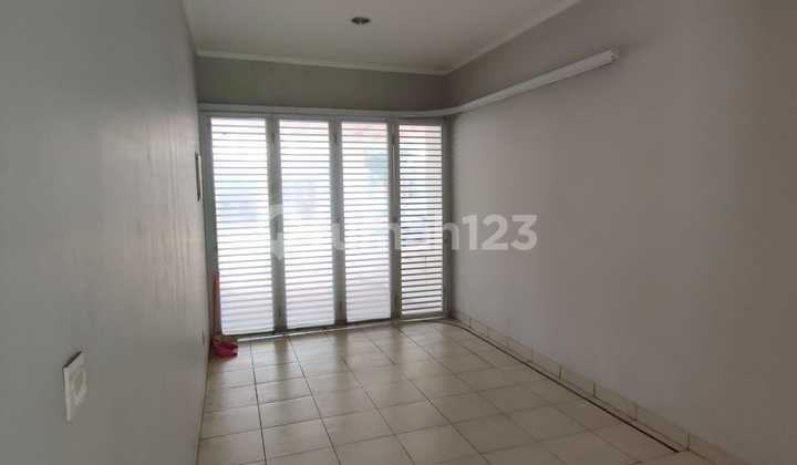 Rumah Bagus SHM Summarecon Bekasi Cluster Bluebell, Bekasi 2