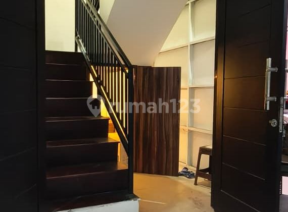 For Sale Nice 2.5-Story House in Duren Sawit, East Jakarta (nurhi) 2