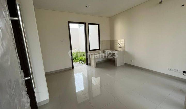 Rumah 2 Lantai Bagus Sertifikat Hak Milik di Jakarta Garden City Cluster Shinano, Jakarta Timur 2