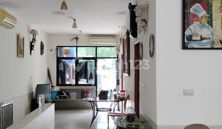 Ruko Bagus 4 Lt Siap Huni di Pangeran Jayakarta, Jakarta Pusat (silviakg) Ruko Bagus 4 Lt Siap Huni di Pangeran Jayakarta, Jakarta Pusat (silviakg)