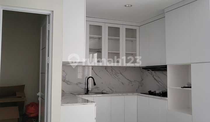 Disewakan Rumah Baru Renovasi di Summarecon Bekasi, Cluster Acacia, Bekasi (ekasb) 2