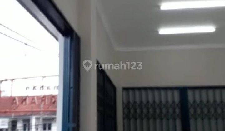 Disewakan Ruko Gandeng 3unit Pinggir Jalan Raya di Jatikramat Bekasi  2