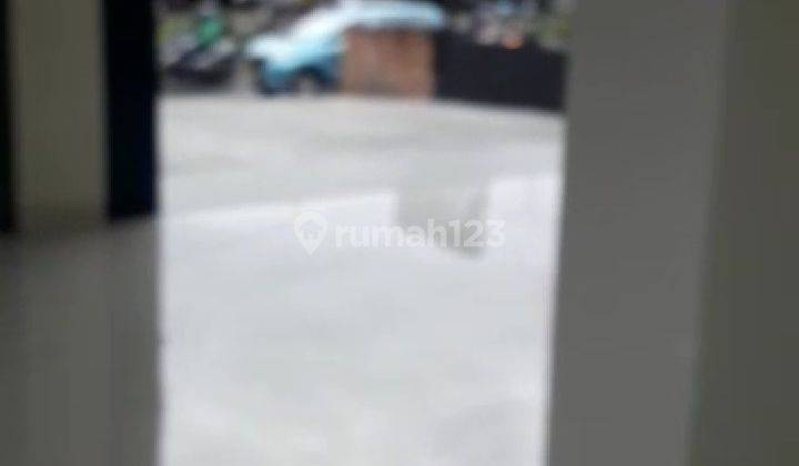 Disewakan Ruko Gandeng 3unit Pinggir Jalan Raya di Jatikramat Bekasi  3