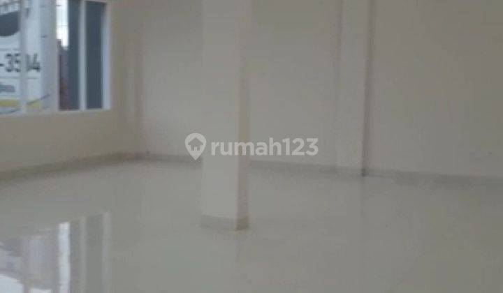 Disewakan Ruko Gandeng 3unit Pinggir Jalan Raya di Jatikramat Bekasi  7