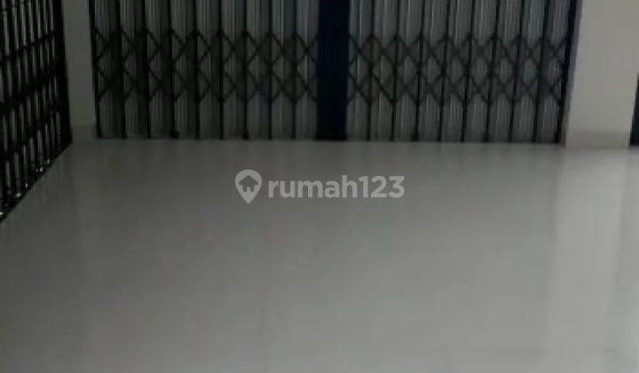 Disewakan Ruko Gandeng 3unit Pinggir Jalan Raya di Jatikramat Bekasi  10