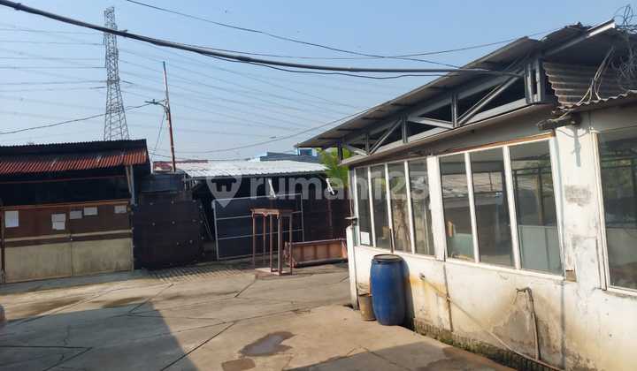 Disewakan Gudang Plus Rumah Ex Workshop di Jalan Raya Pulogebang  3
