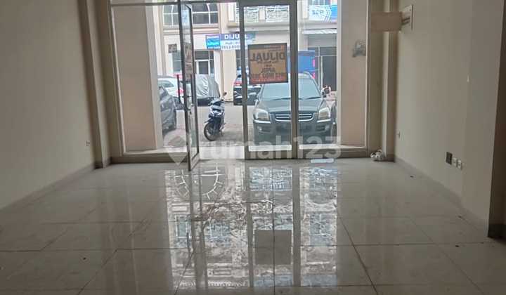 Disewakan Ruko 3lantai Siap Pakai di Grand Galaxy Bekasi  3